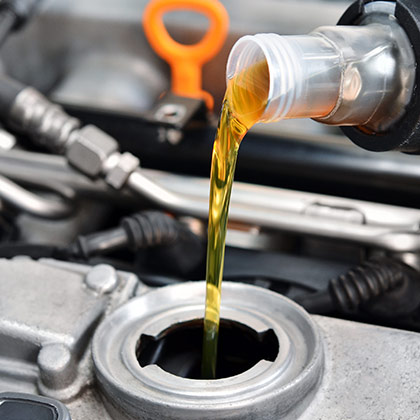 Cómo cambiar el filtro de aceite del auto?