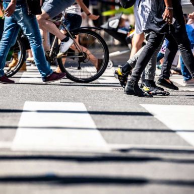 ¿Qué pasa si un peatón provoca un accidente de tráfico?