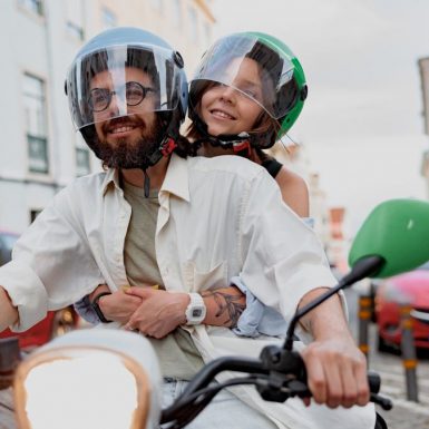 Mapfre lanza de nuevo la Póliza Cheste, su seguro flexible para motos